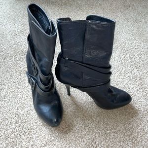 Guess bootie, buckle detail, slide on stiletto heel, great pre-loved condition